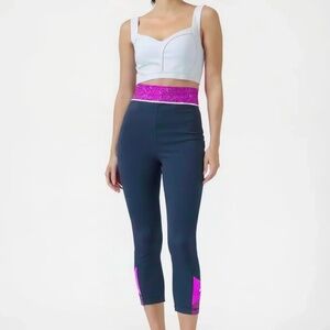 LULULEMON Aspire Cropped Leggings Size 2